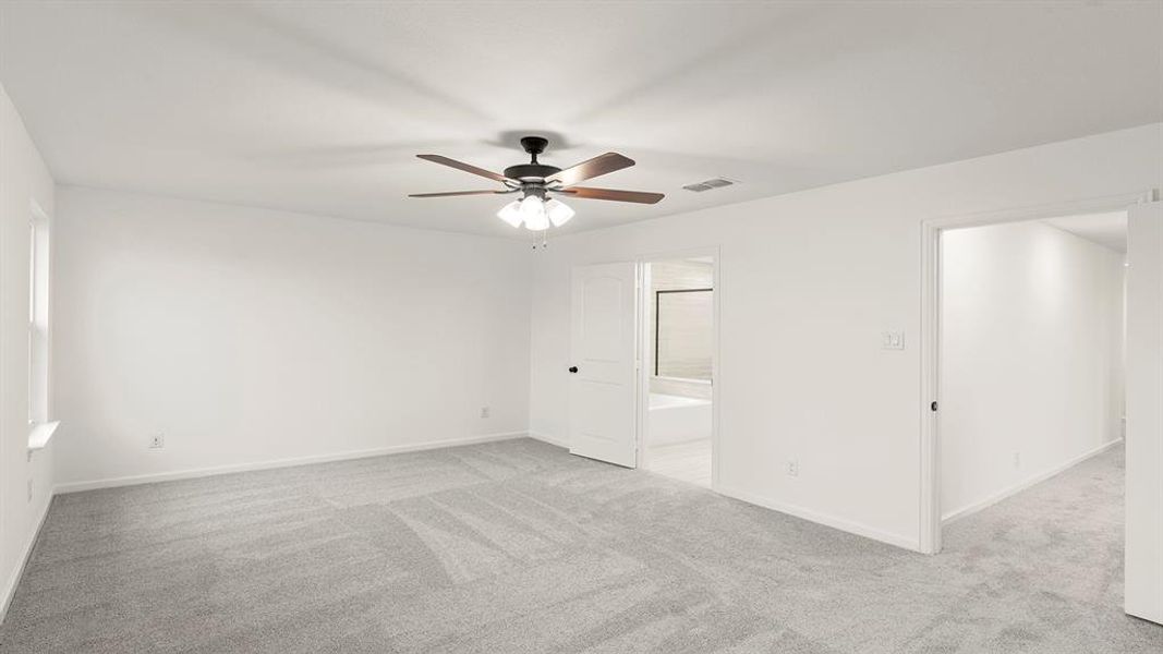 Spacious, unfurnished interior of a new home in Waterscape 40s, Royse City (Image 22). Spacious, unfurnished interior of a new home in Waterscape 40s, Royse City (Image 22).