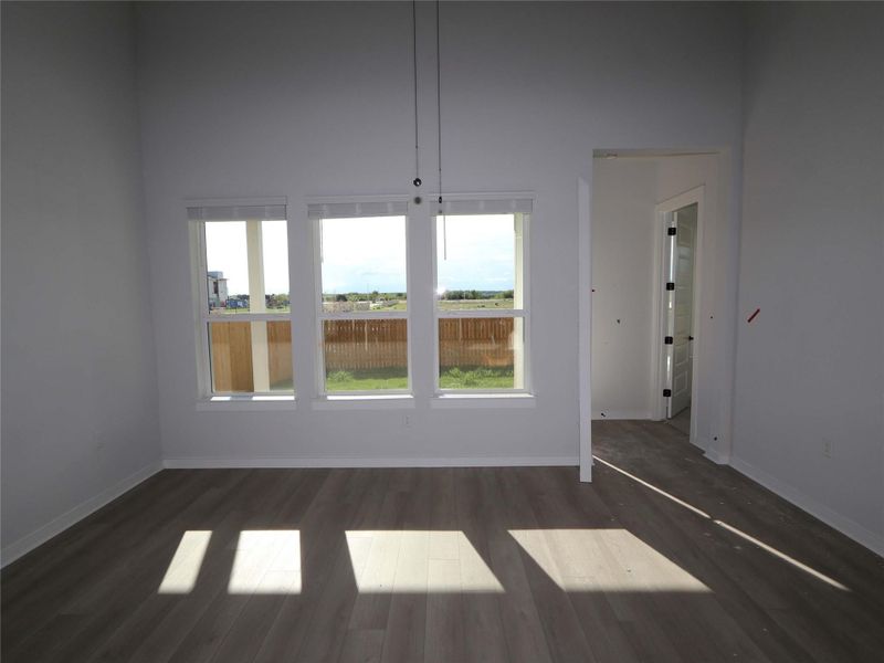 Image 23 of a home in Estancia West.