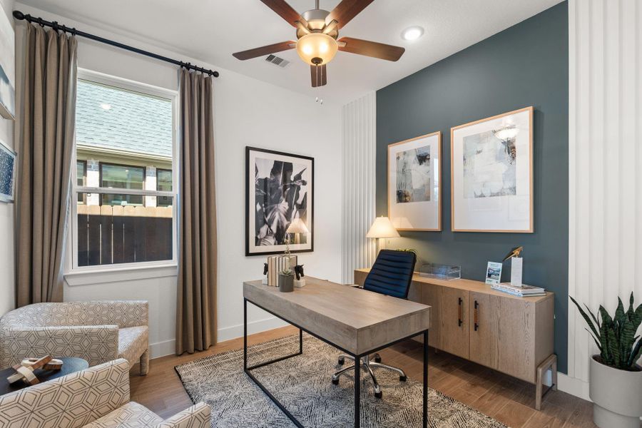 **Photos are representative of the floor plan and not of the actual home** **Photos are representative of the floor plan and not of the actual home**