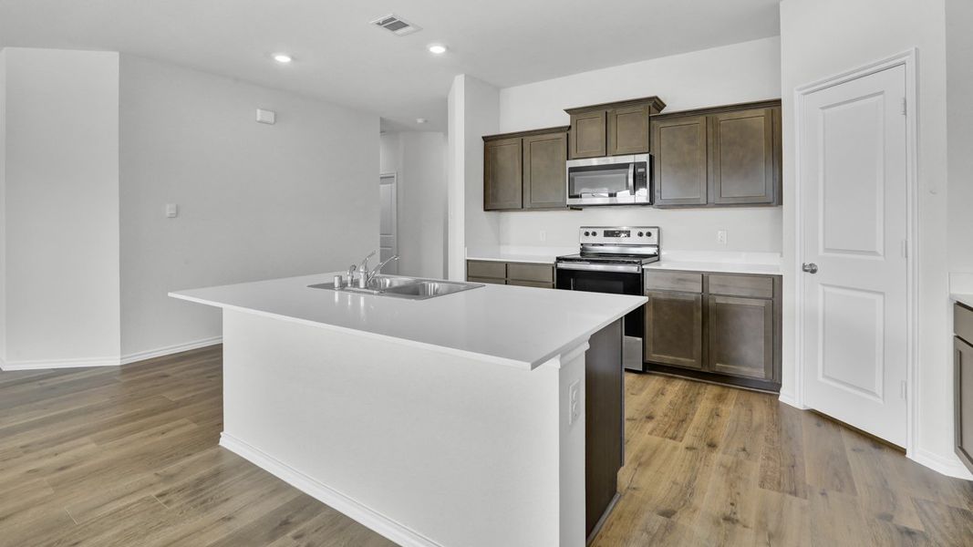 Furnished interior view inside a new home in Stonewyck Farms, Ennis (Image 7).