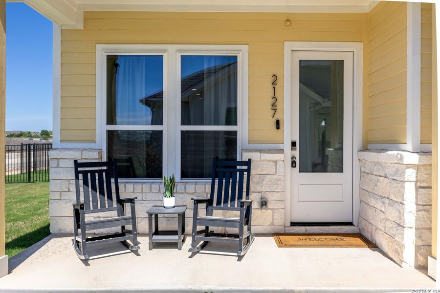 Exterior details and patio area of a home in , New Braunfels (Image 21).
