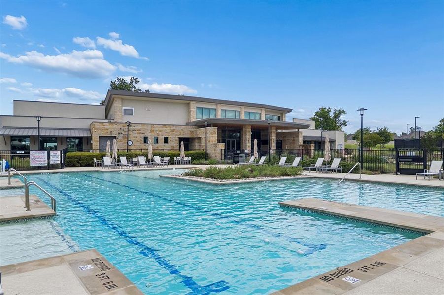 Community amenities in , McKinney (Image 28).