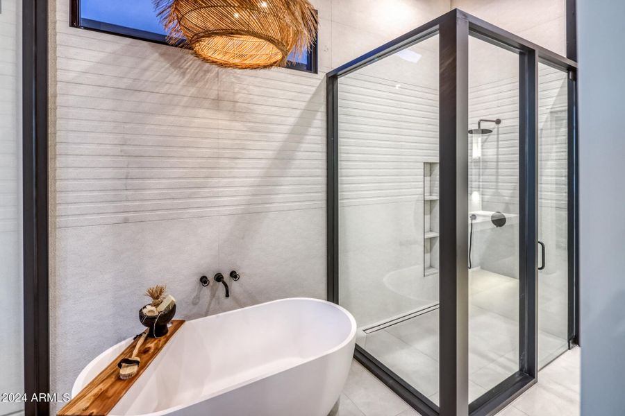 025_PRIMARY BATHROMOM 025_PRIMARY BATHROMOM