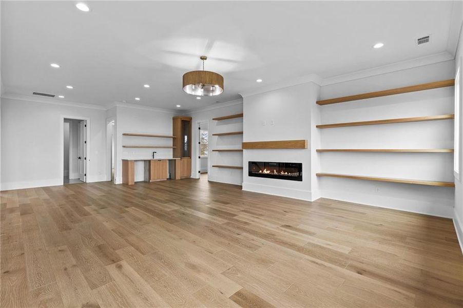 Spacious, unfurnished interior of a new home in , Bethlehem (Image 14).