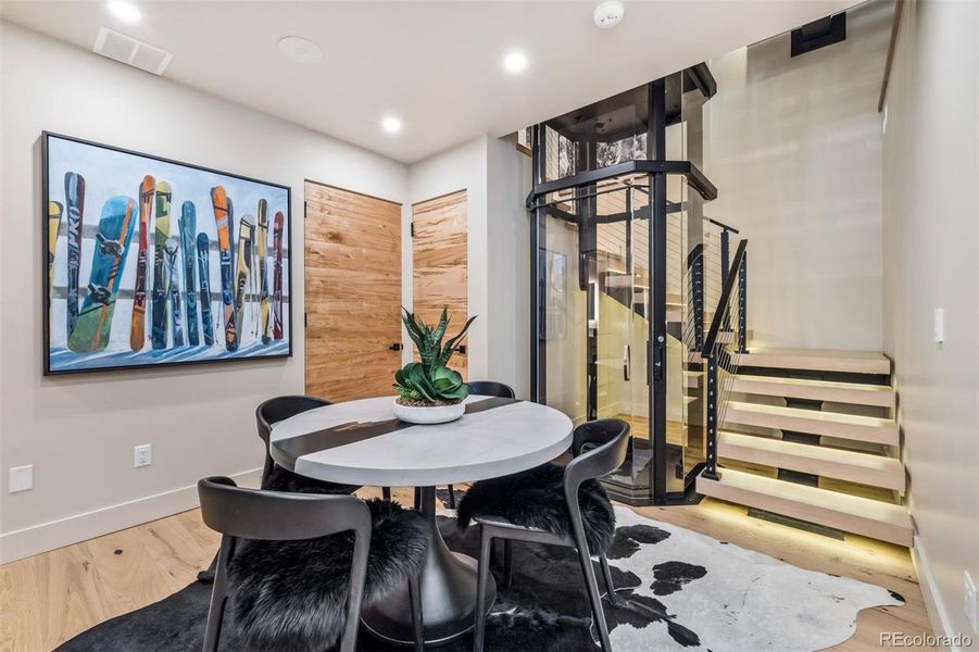 Furnished interior view inside a new home in , Breckenridge (Image 17).
