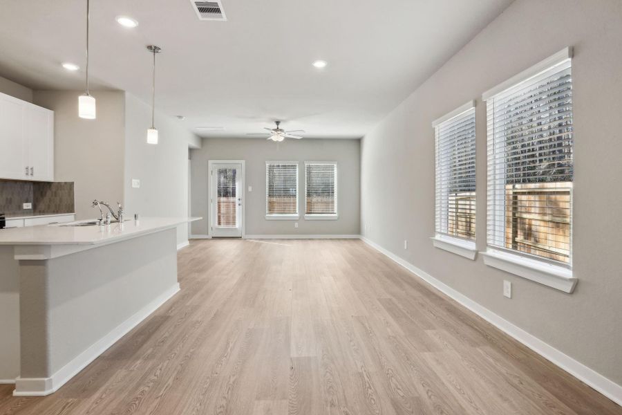 Photo is not of the actual home but is an inspirational photo of builder’s model home and may depict options, furnishings, and/or decorator features that are not included. Photo is not of the actual home but is an inspirational photo of builder’s model home and may depict options, furnishings, and/or decorator features that are not included.