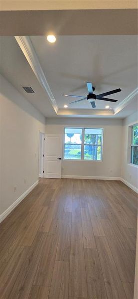 Spacious, unfurnished interior of a new home in , Rotonda West (Image 10).