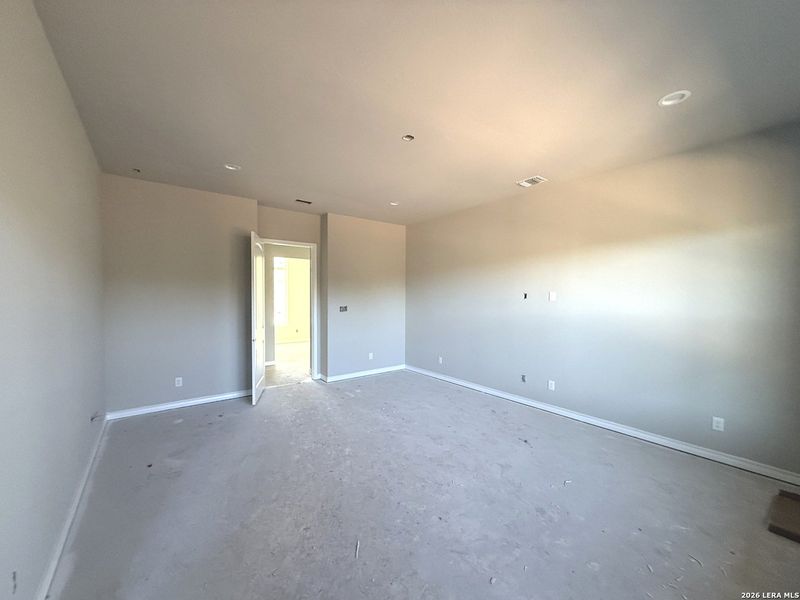 Image 43 of a home in .