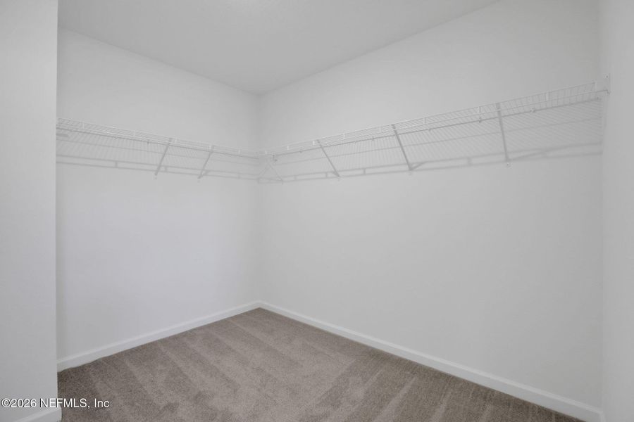 Spacious, unfurnished interior of a new home in Amberly, Green Cove Springs (Image 36).