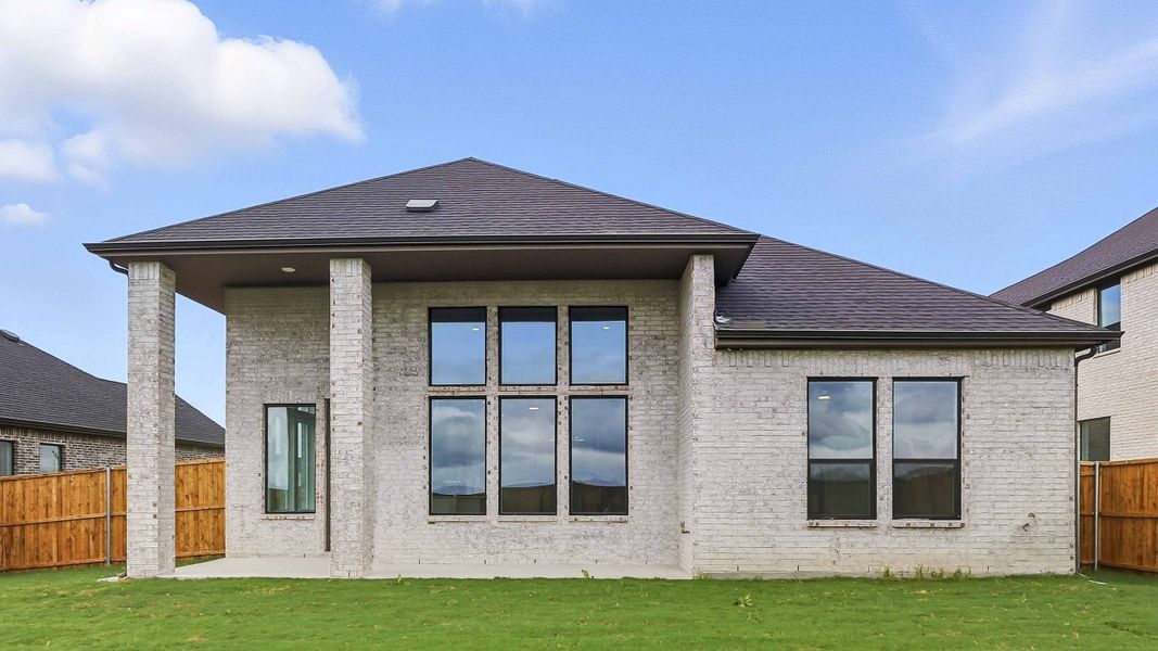Representative exterior details of a home built from the CASCADE by D.R. Horton in Clearview Ranch, Royse City (Image 3). Representative exterior details of a home built from the CASCADE by D.R. Horton in Clearview Ranch, Royse City (Image 3).