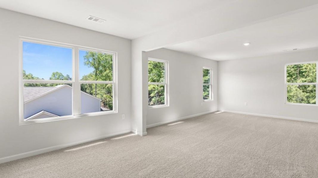 Spacious, unfurnished interior of a new home in Falcon Landing, Gainesville (Image 18). Spacious, unfurnished interior of a new home in Falcon Landing, Gainesville (Image 18).