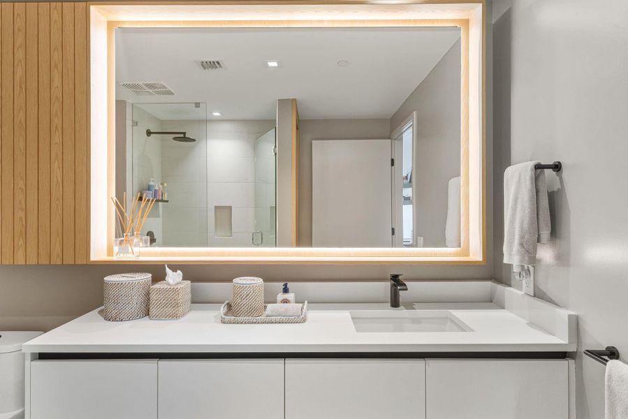 Close-up of interior finishes inside a home in , Pompano Beach (Image 21). Close-up of interior finishes inside a home in , Pompano Beach (Image 21).