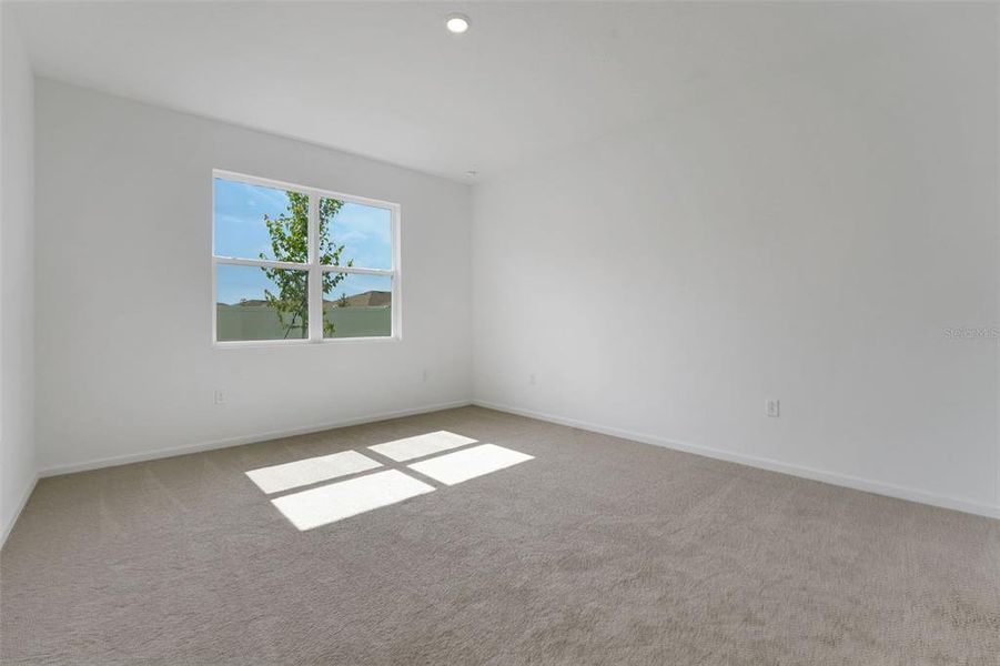 Spacious, unfurnished interior of a new home in Annabelle Estates, Lake Wales (Image 16).