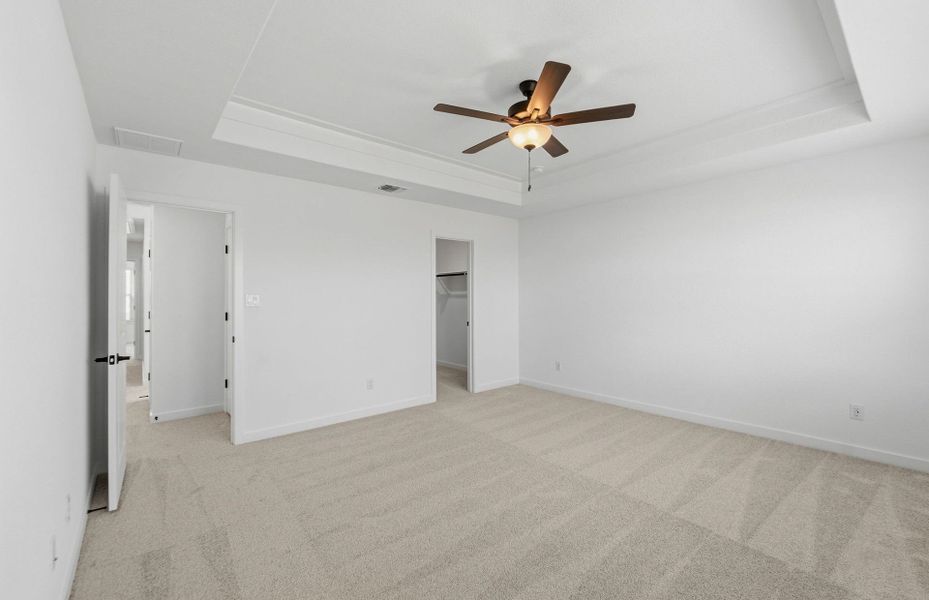 Spacious, unfurnished interior of a new home in Santa Rita Ranch, Liberty Hill (Image 17).