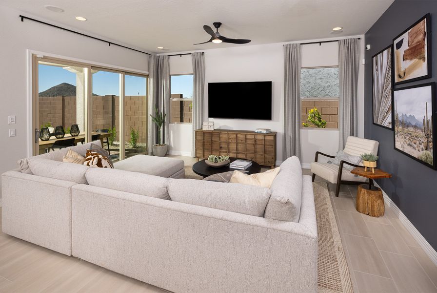 Representative furnished interior of a home built from the Poppy by Taylor Morrison in Verdin Discovery Collection, Phoenix (Image 11).