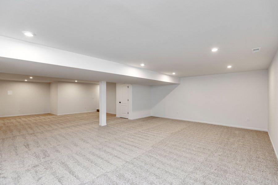 Representative unfurnished interior of a home built from the Grayson by Fischer Homes in Leeland Farms, Fuquay Varina (Image 20).