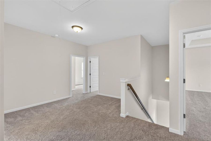 Spacious, unfurnished interior of a new home in Jones Ridge, Dallas (Image 32).