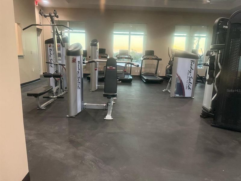Community amenities in Brentwood, Davenport (Image 24).