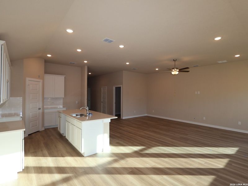 Furnished interior view inside a new home in Cinco Lakes, San Antonio (Image 11).