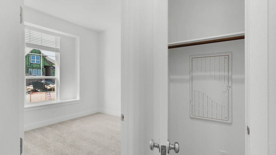 Representative unfurnished interior of a home built from the Archer by Chesmar Homes in Santa Rita Ranch, Liberty Hill (Image 13).