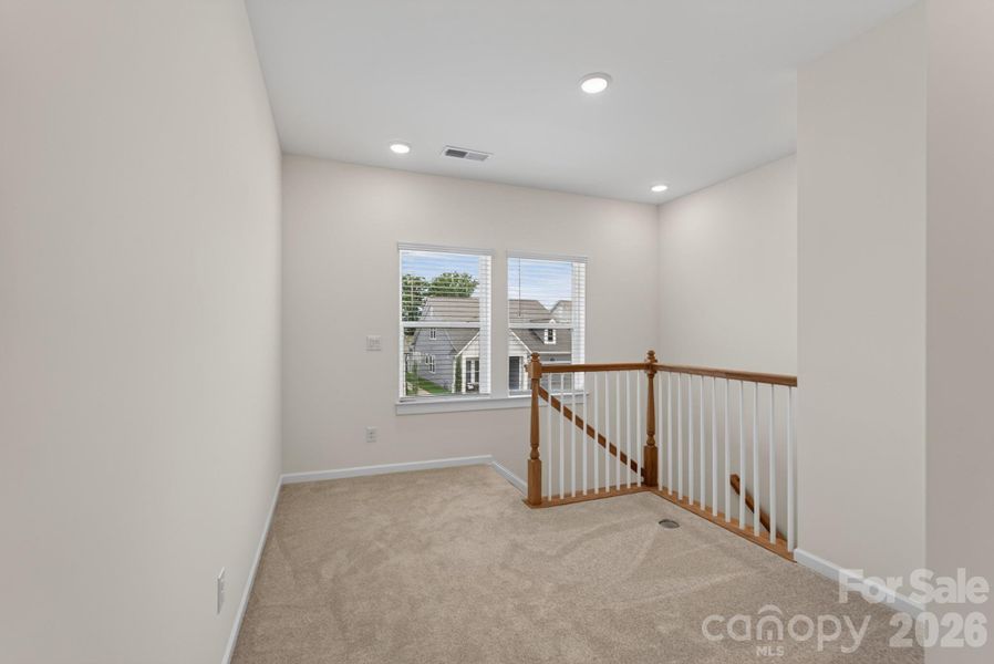 Upper Level Loft or Flex Space Upper Level Loft or Flex Space