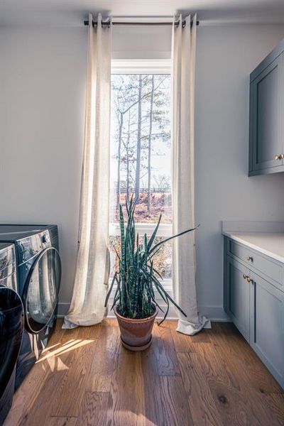Furnished interior view inside a new home in , Palmetto (Image 9).