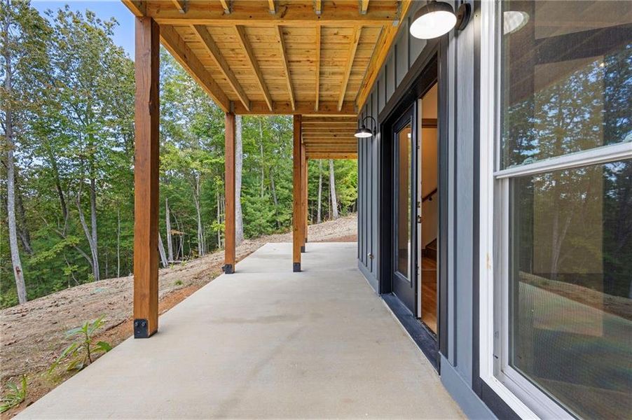 Spacious, unfurnished interior of a new home in , Ellijay (Image 36).