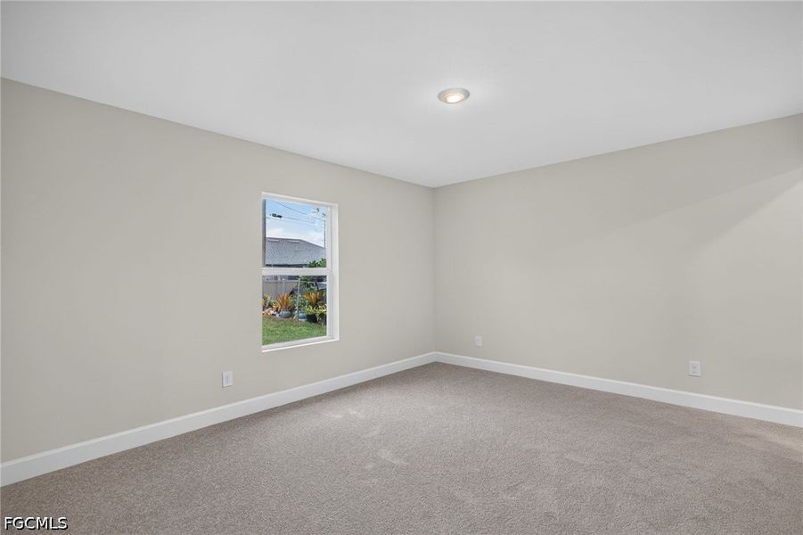 Spacious, unfurnished interior of a new home in Cape Coral, Cape Coral (Image 20). Spacious, unfurnished interior of a new home in Cape Coral, Cape Coral (Image 20).