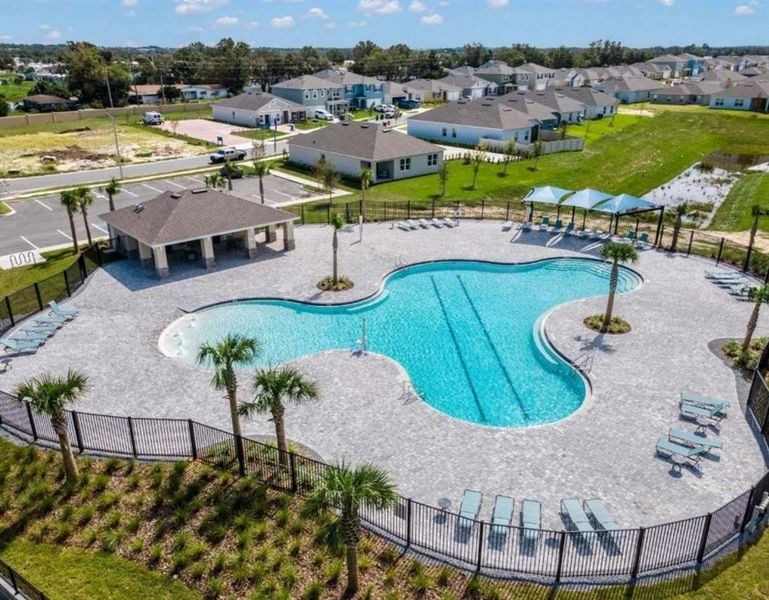 Community amenities in Hammock Reserve, Haines City (Image 25).