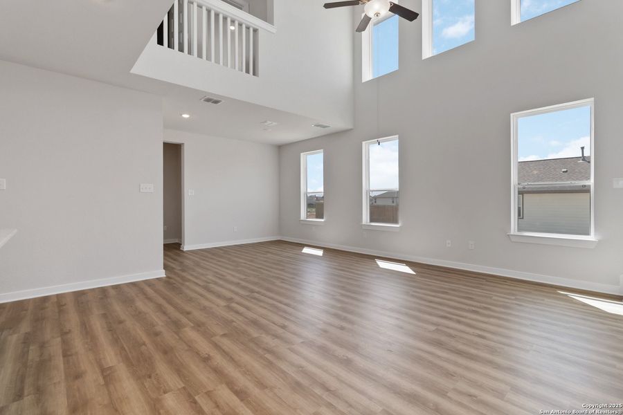 Spacious, unfurnished interior of a new home in Hickory Ridge, Elmendorf (Image 27).