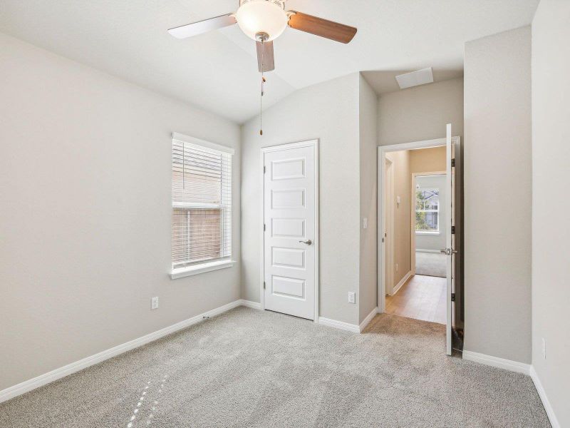 Photo is not of the actual home, but is an inspirational photo of builder’s model home and may depict options, furnishings, and/or decorator features that are not included Photo is not of the actual home, but is an inspirational photo of builder’s model home and may depict options, furnishings, and/or decorator features that are not included