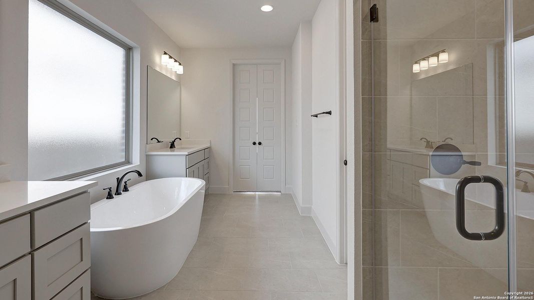 Furnished interior view inside a new home in Corley Farms 50', Boerne (Image 13).