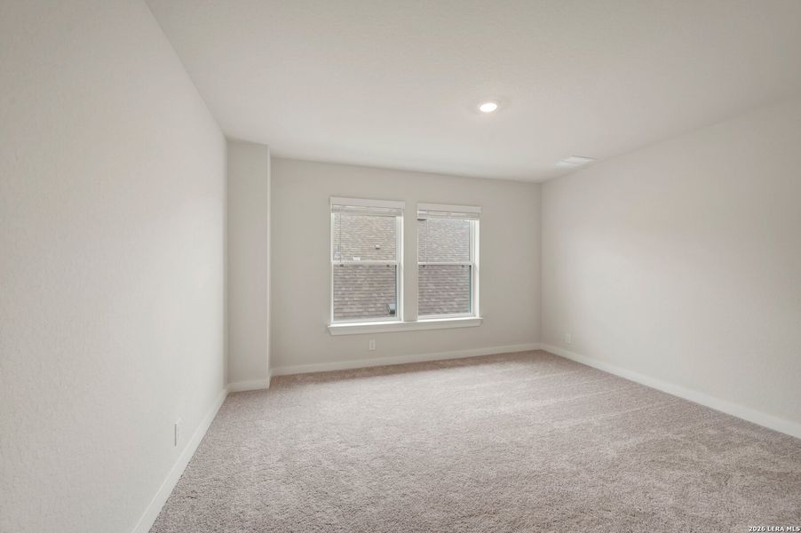 Spacious, unfurnished interior of a new home in Meyer Ranch – Select Reserve Series, New Braunfels (Image 17).
