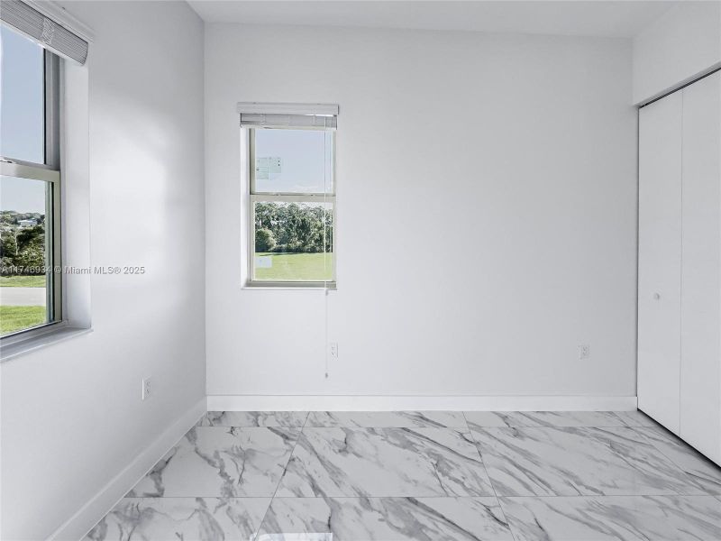 Spacious, unfurnished interior of a new home in , Port St. Lucie (Image 47).