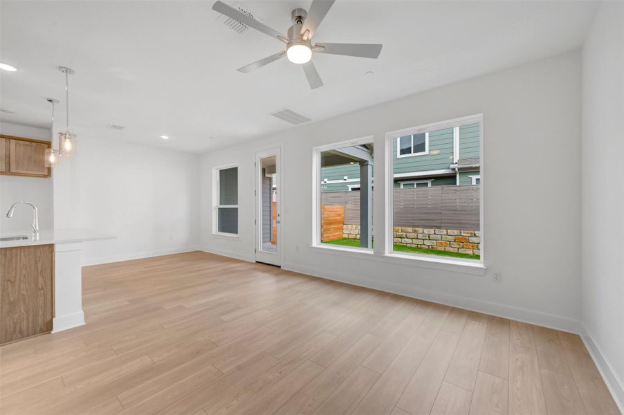 Family Room - Dining Area