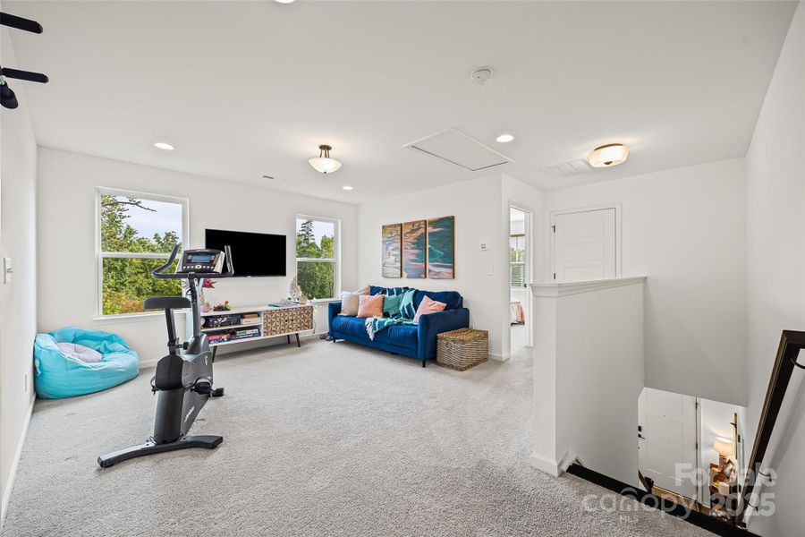 Community amenities in , York (Image 25).