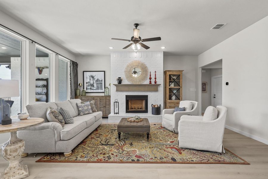 Furnished interior view inside a new home in Arbor Oaks, Boyd (Image 17). Furnished interior view inside a new home in Arbor Oaks, Boyd (Image 17).