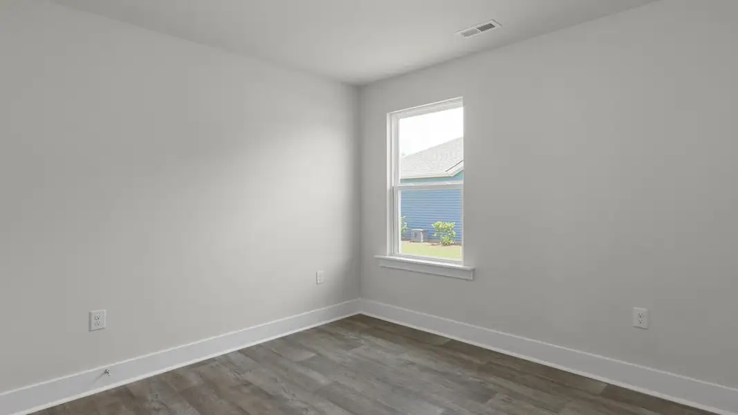 Representative unfurnished interior of a home built from the Cali by D.R. Horton in Brookside, Richlands (Image 25).