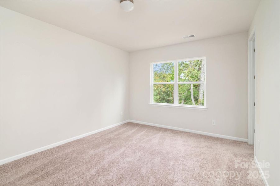 Spacious, unfurnished interior of a new home in , Charlotte (Image 16).