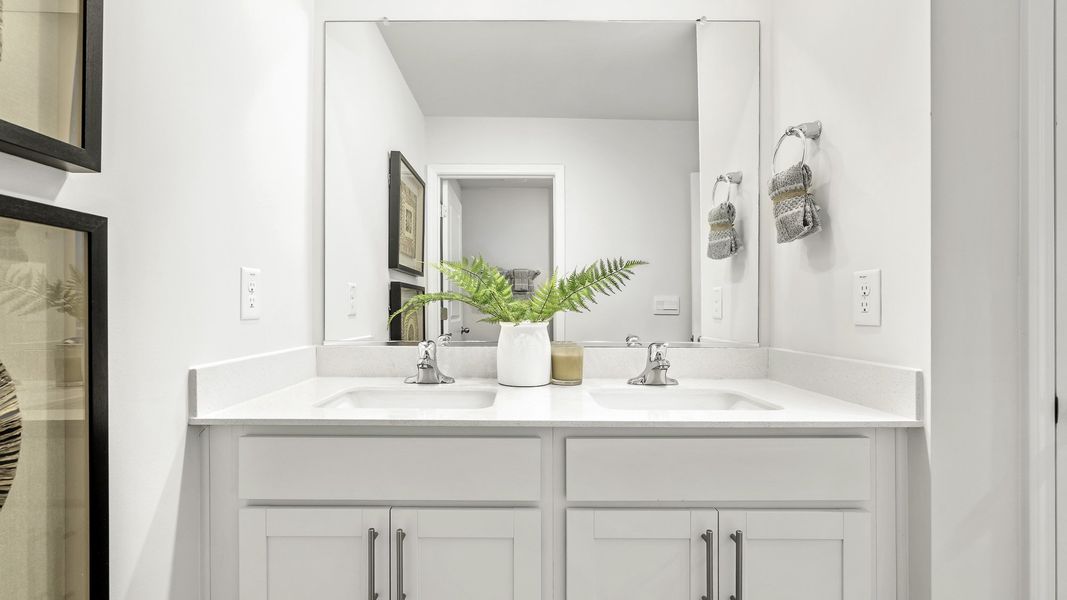 Representative furnished interior of a home built from the Hayden by D.R. Horton in Evergreen Landing, Lexington (Image 23).