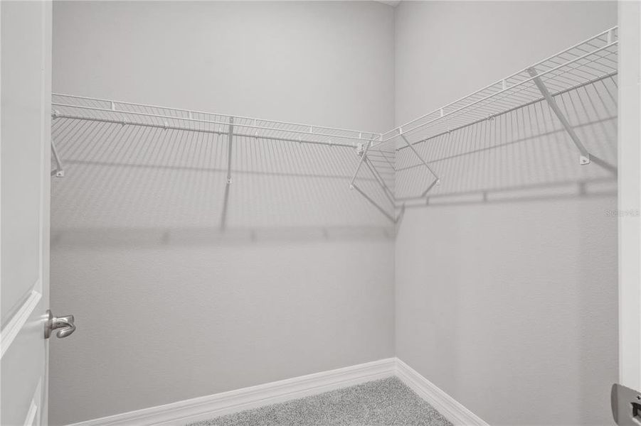 Spacious, unfurnished interior of a new home in , Ocala (Image 32).