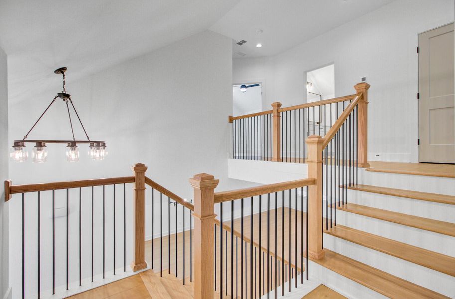 Spacious, unfurnished interior of a new home in , Summerville (Image 33).