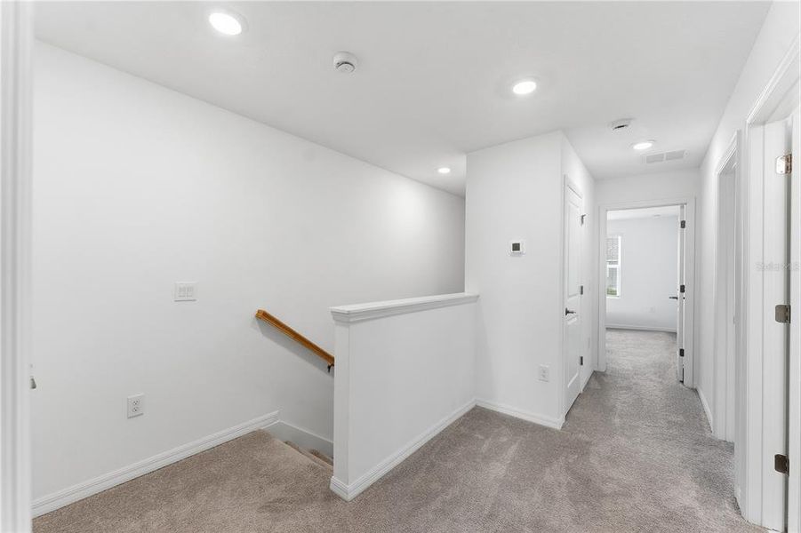 Spacious, unfurnished interior of a new home in , Kissimmee (Image 15).