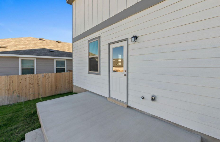 Exterior details and patio area of a home in Sonterra, Jarrell (Image 19). Exterior details and patio area of a home in Sonterra, Jarrell (Image 19).