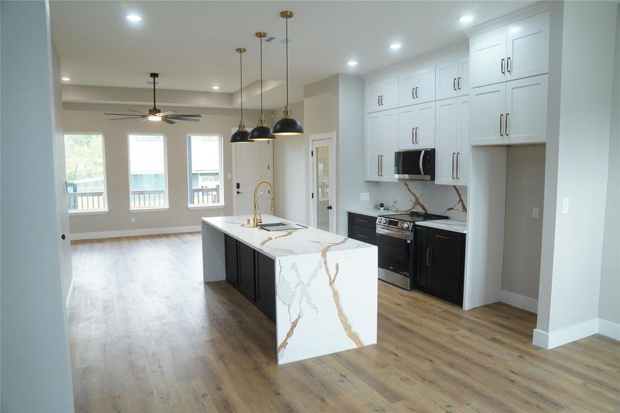 Furnished interior view inside a new home in , Houston (Image 10).