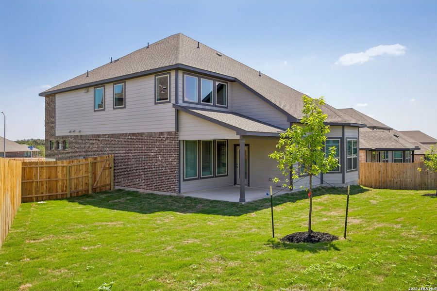 Exterior details and patio area of a home in , San Antonio (Image 33).