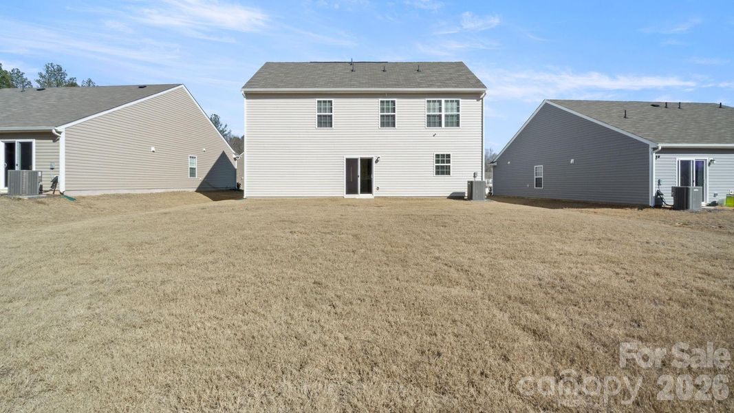 Exterior details and patio area of a home in Walkers Mill, Edgemoor (Image 3).