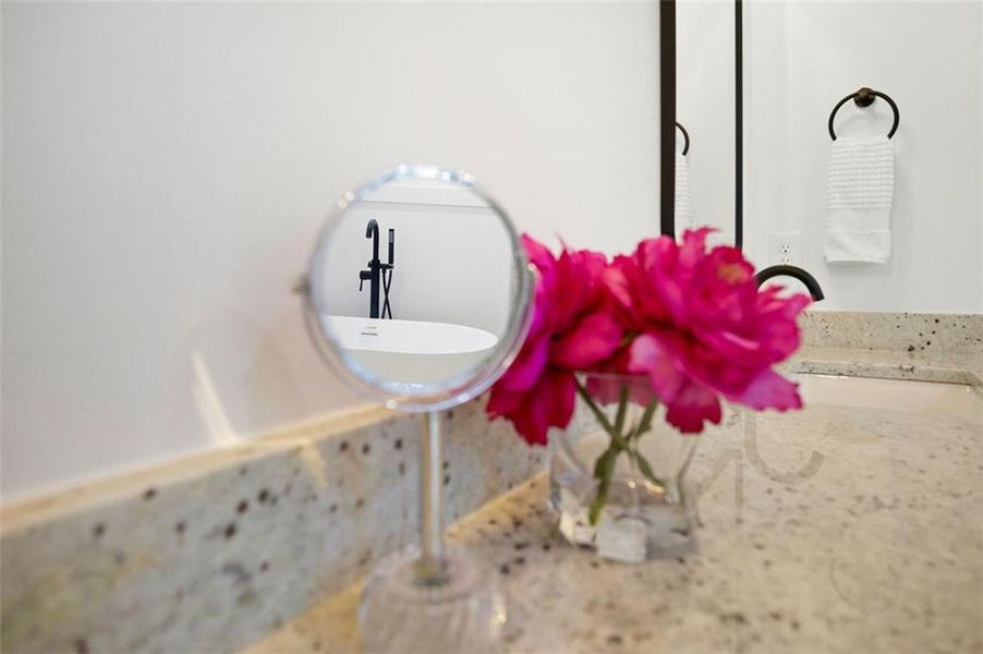 Close-up of interior finishes inside a home in , Dahlonega (Image 21).