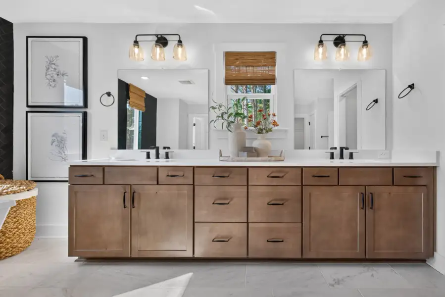 Representative furnished interior of a home built from the Roseland by Pulte Homes in Windsor Court, Fayetteville (Image 53).
