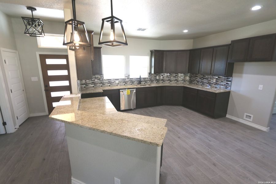 Furnished interior view inside a new home in , La Vernia (Image 10).